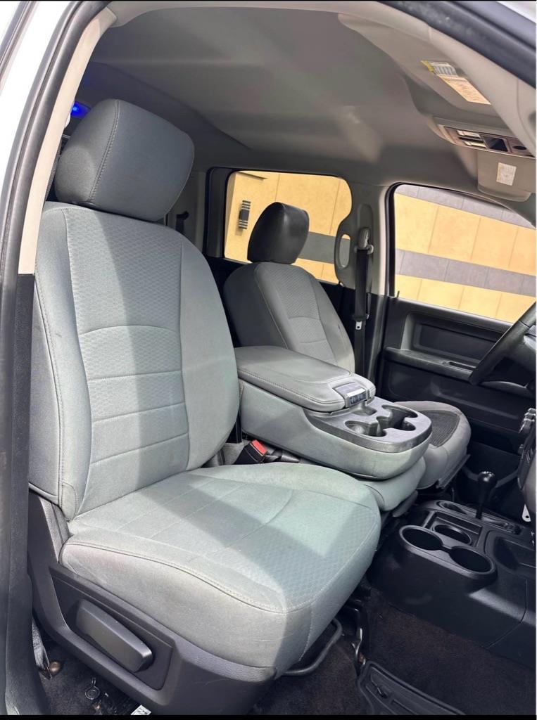 RAM 3500 Tradesman Crew Cab 4WD DRW 2016