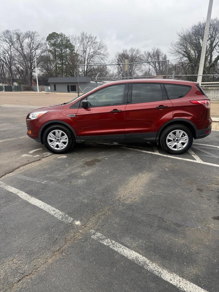 Ford Escape S FWD 2016