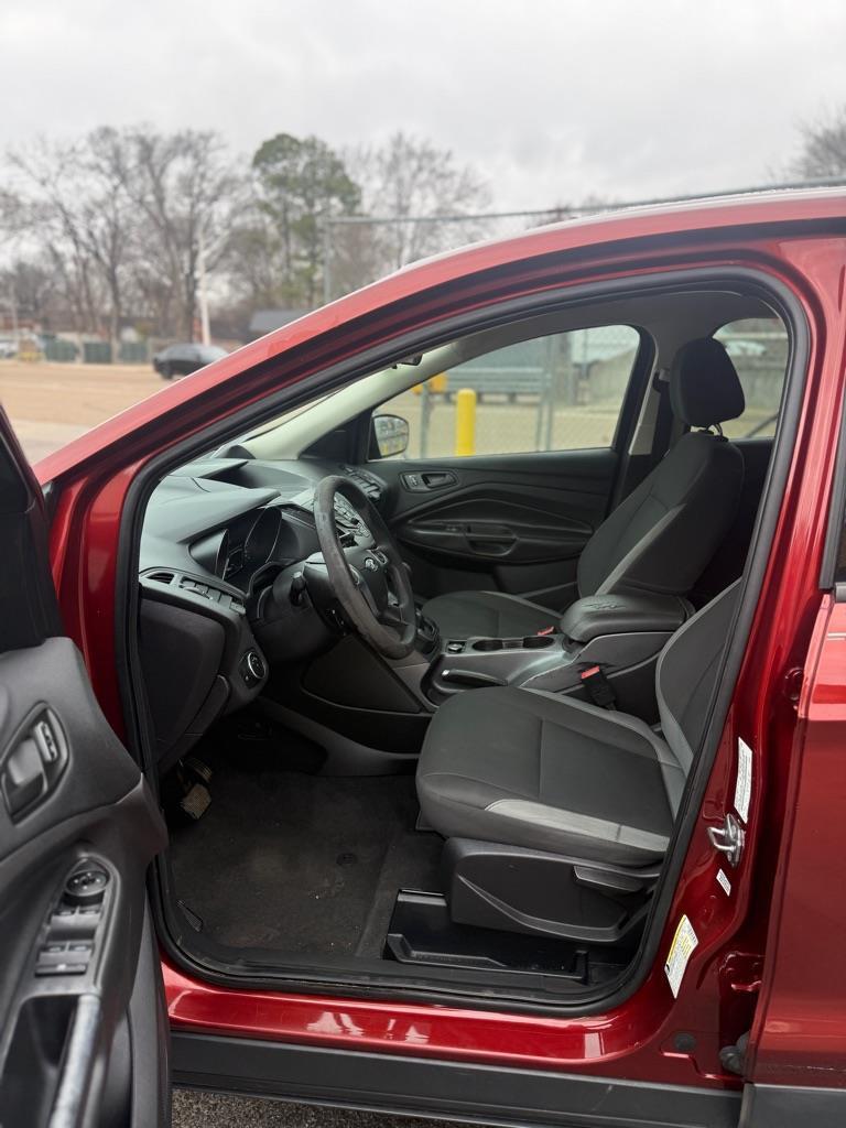 Ford Escape S FWD 2016