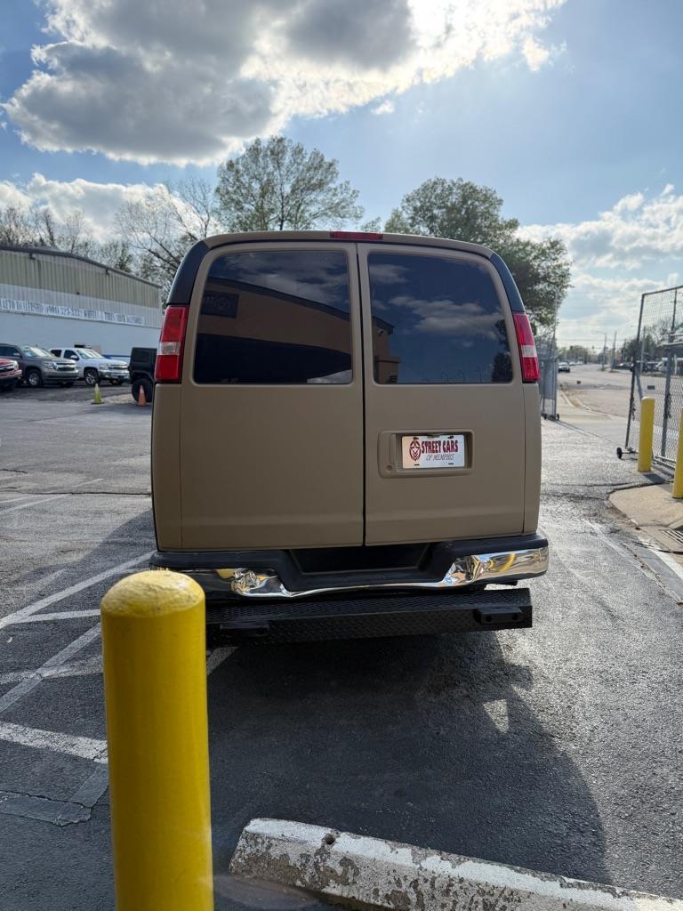 Chevrolet Express RV G3500 2009