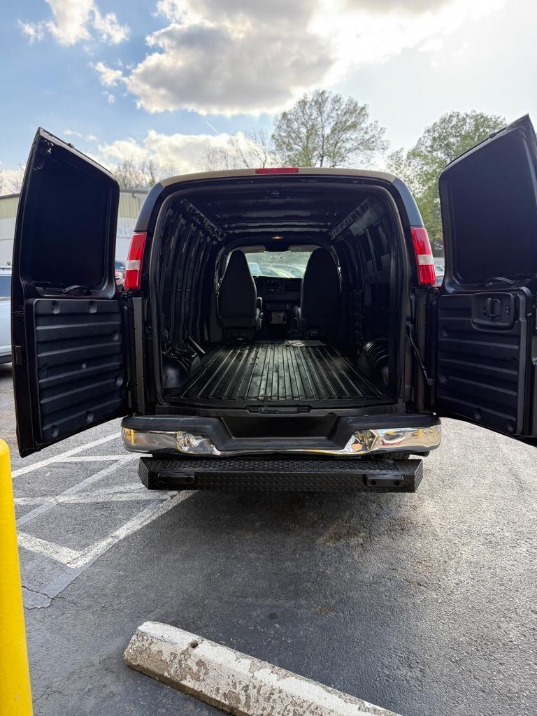 Chevrolet Express RV G3500 2009