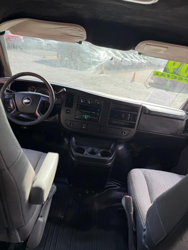 Chevrolet Express RV G3500 2009