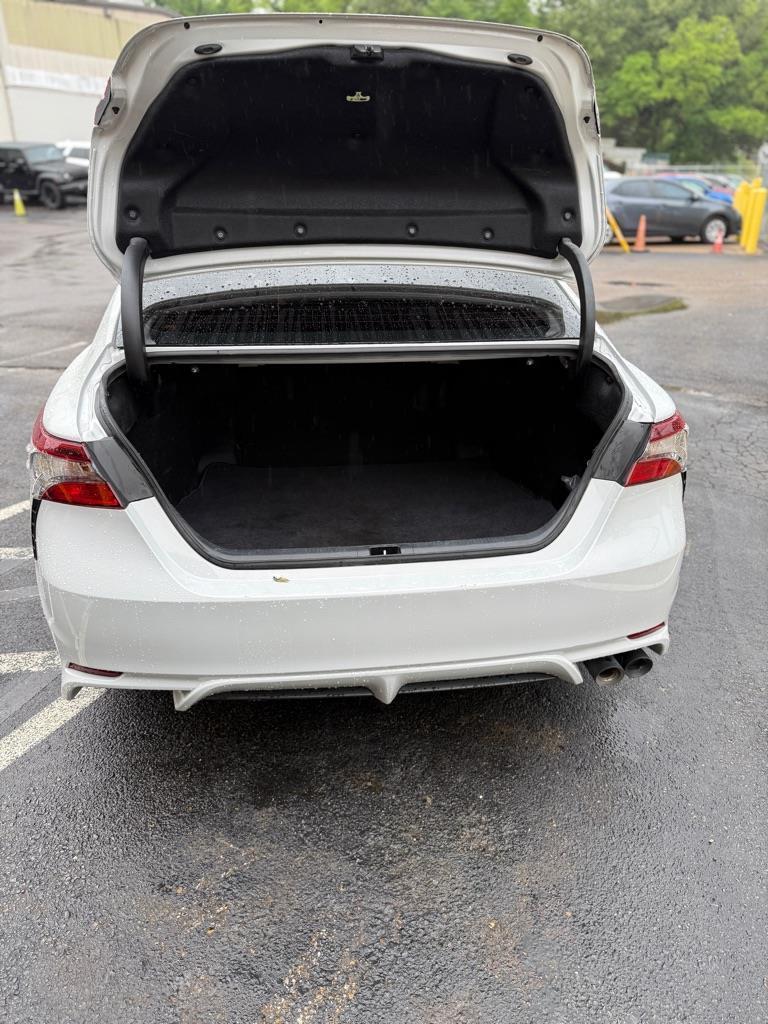 Toyota Camry SE 2024