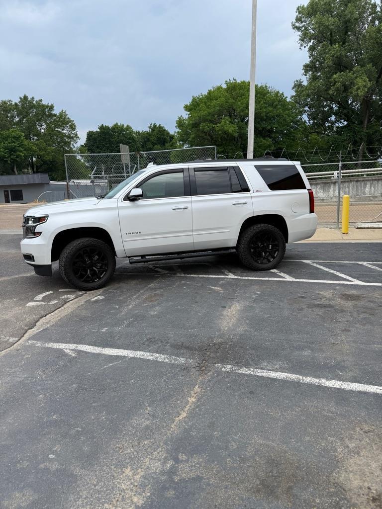 Chevrolet Tahoe LT 4WD 2017