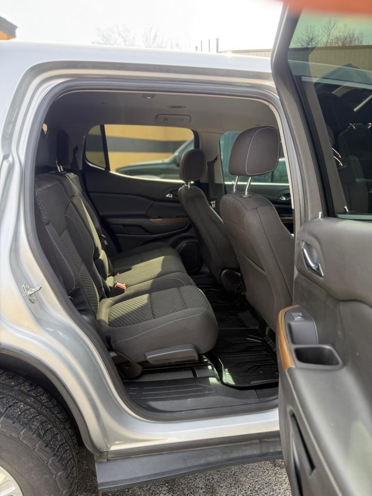 GMC Acadia SLE-1 FWD 2019