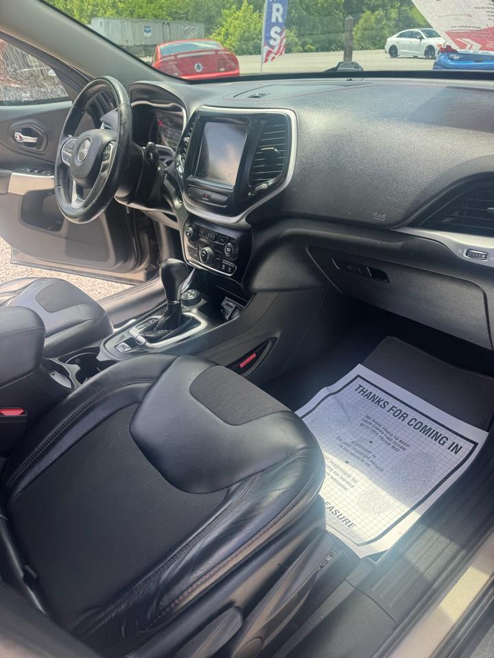Jeep Cherokee Trailhawk 2017