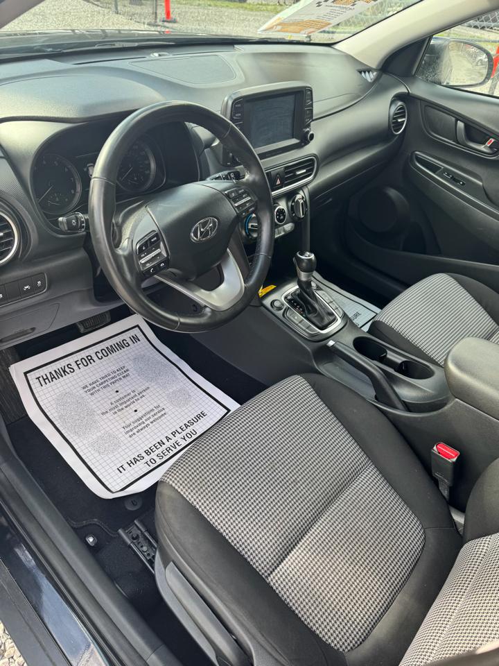 Hyundai Kona SEL 2021