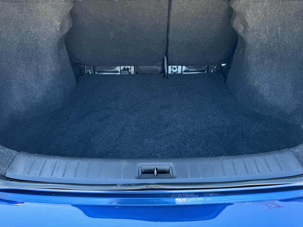 Nissan Sentra S 2016