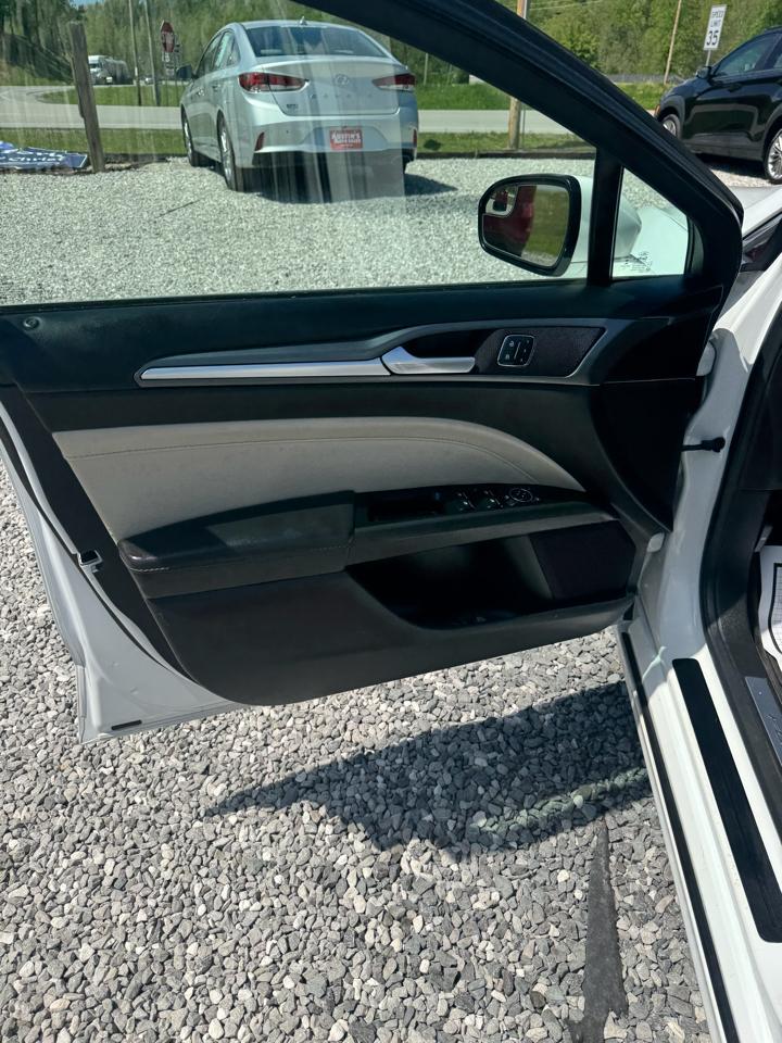 Ford Fusion Titanium 2015