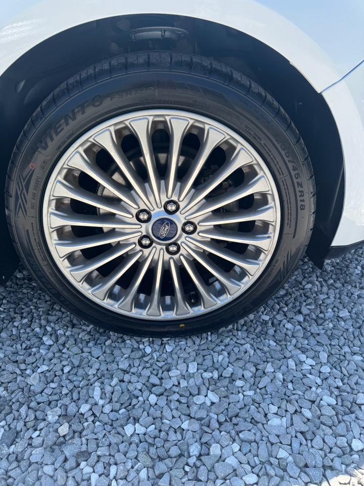 Ford Fusion Titanium 2015