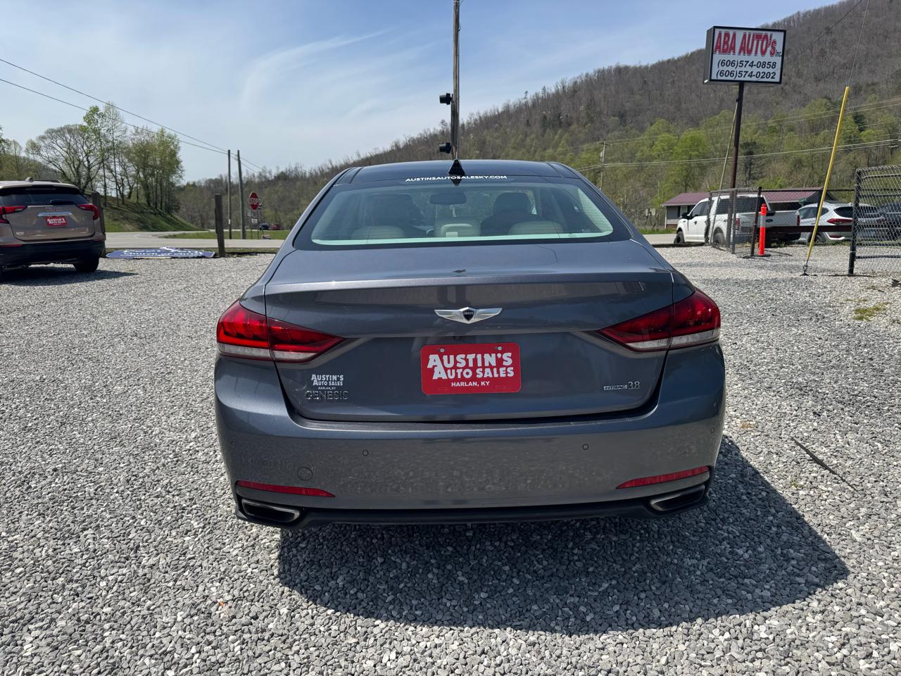 Hyundai Genesis 3.8L 2015