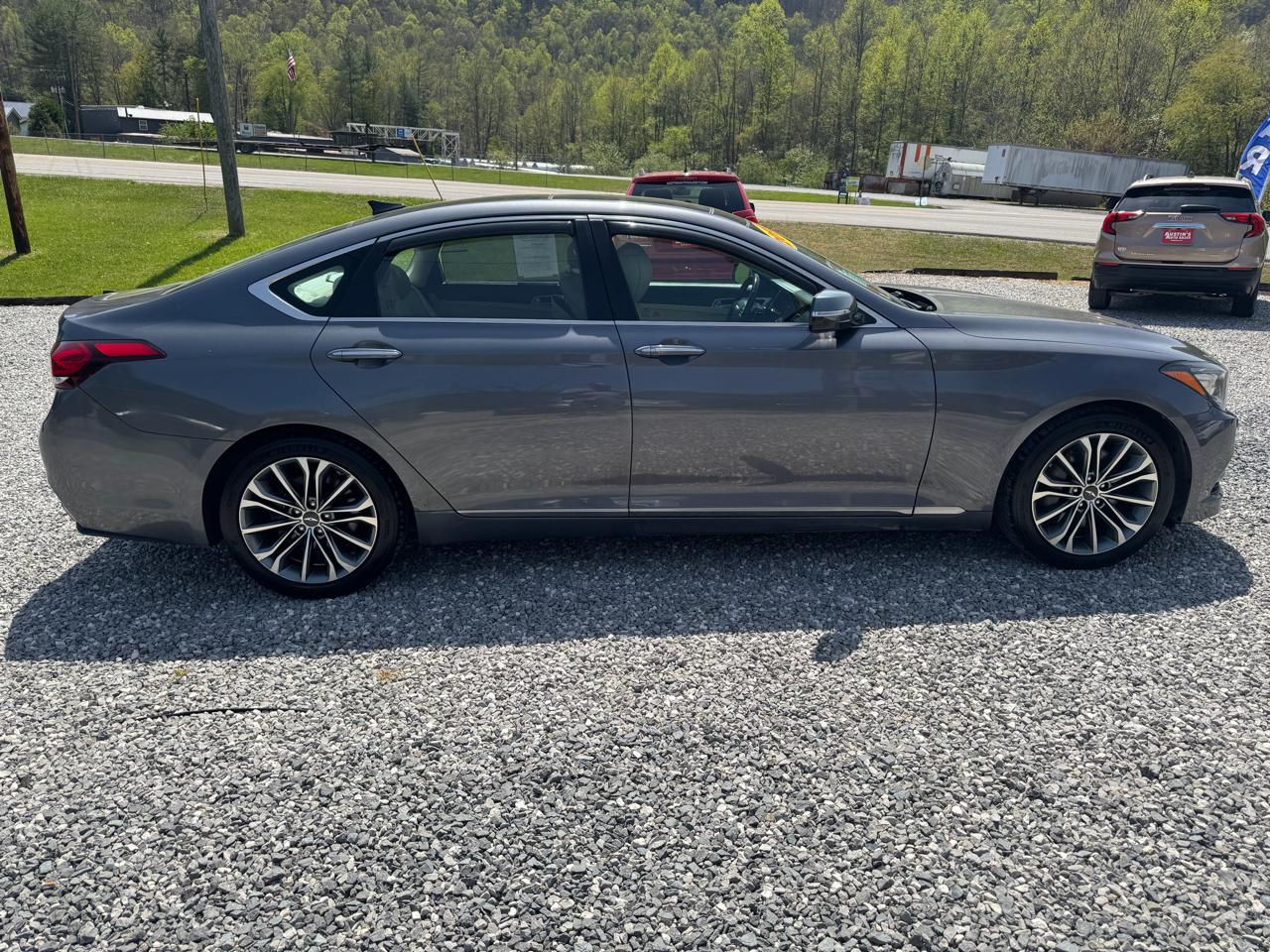 Hyundai Genesis 3.8L 2015