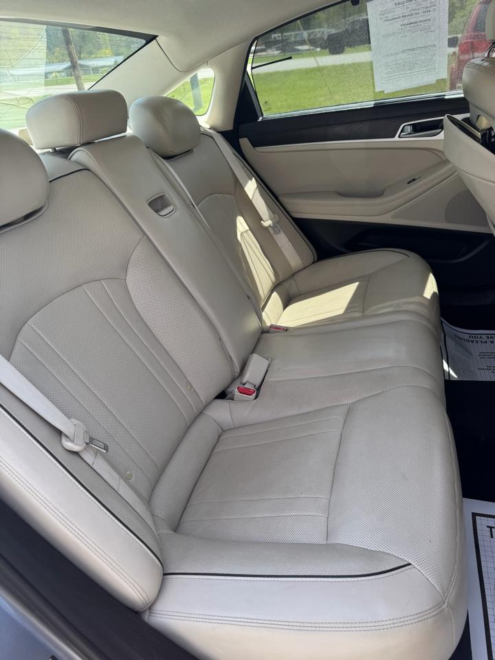 Hyundai Genesis 3.8L 2015