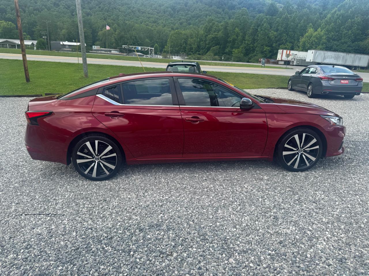 Nissan Altima SR 2021