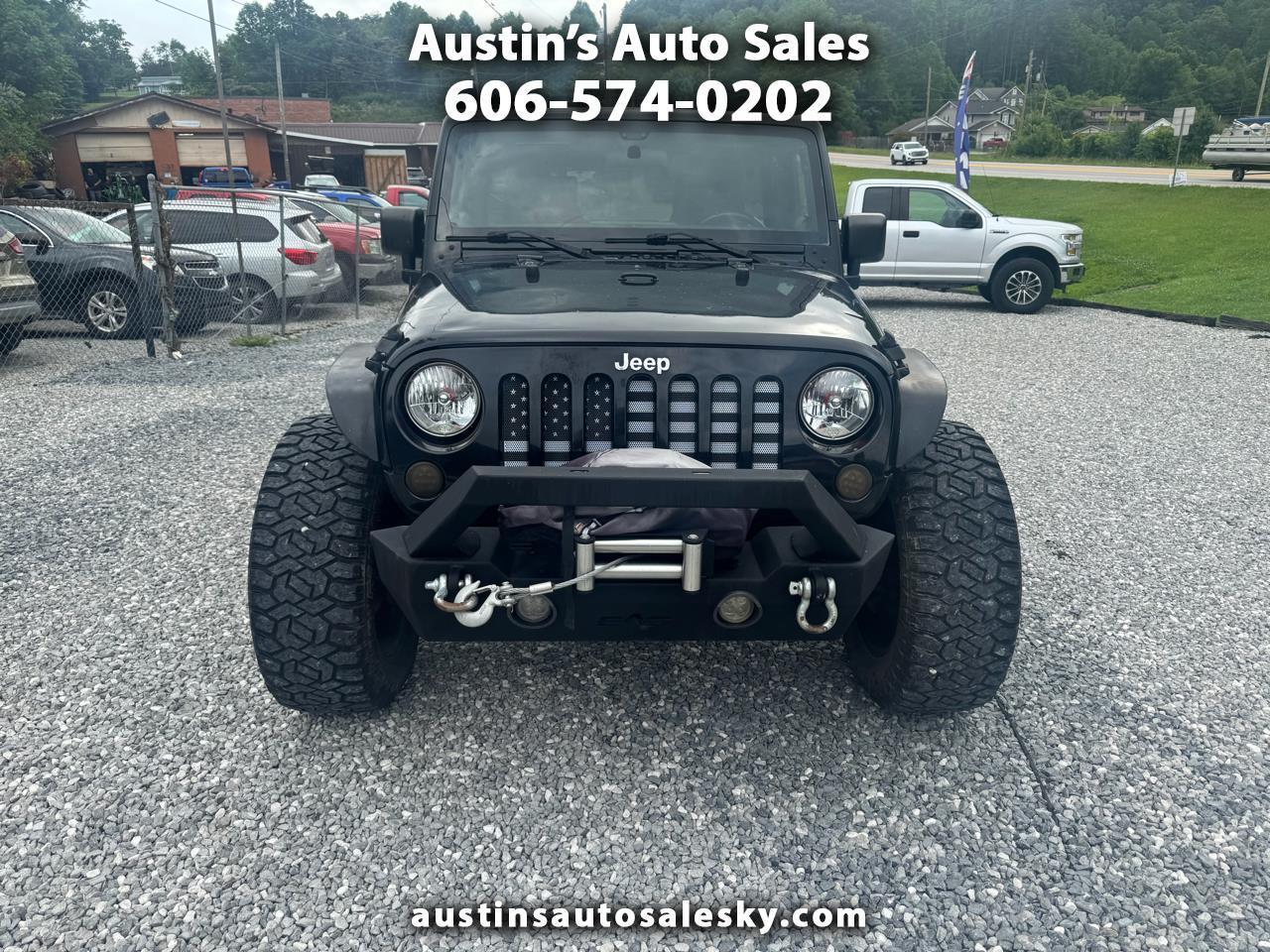 Jeep Wrangler Sahara 2011