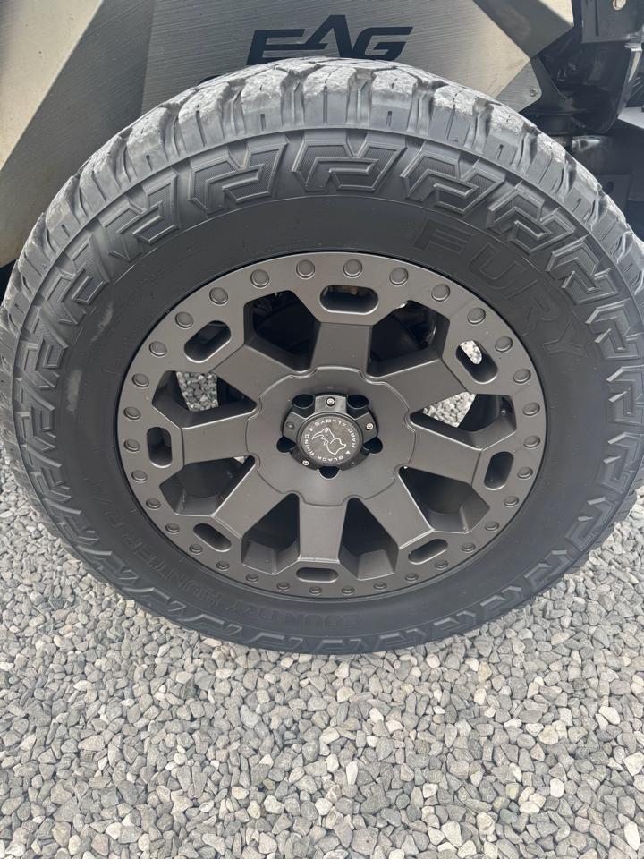 Jeep Wrangler Sahara 2011