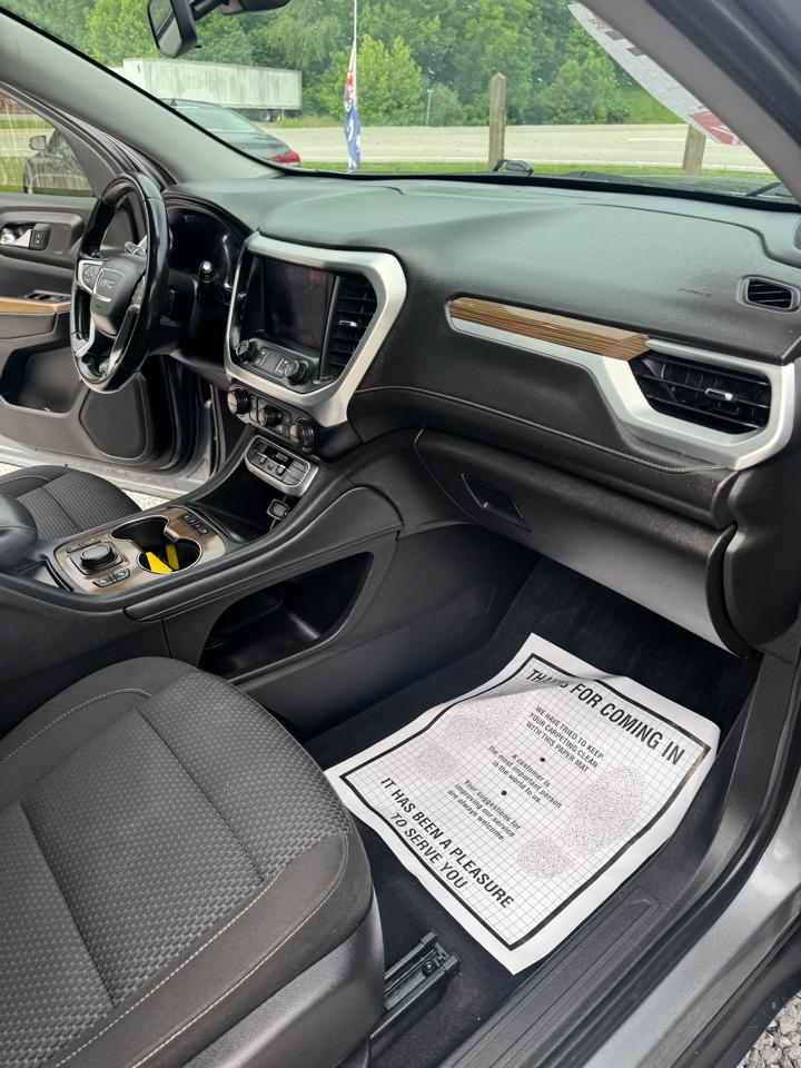 GMC Acadia SLE 2020