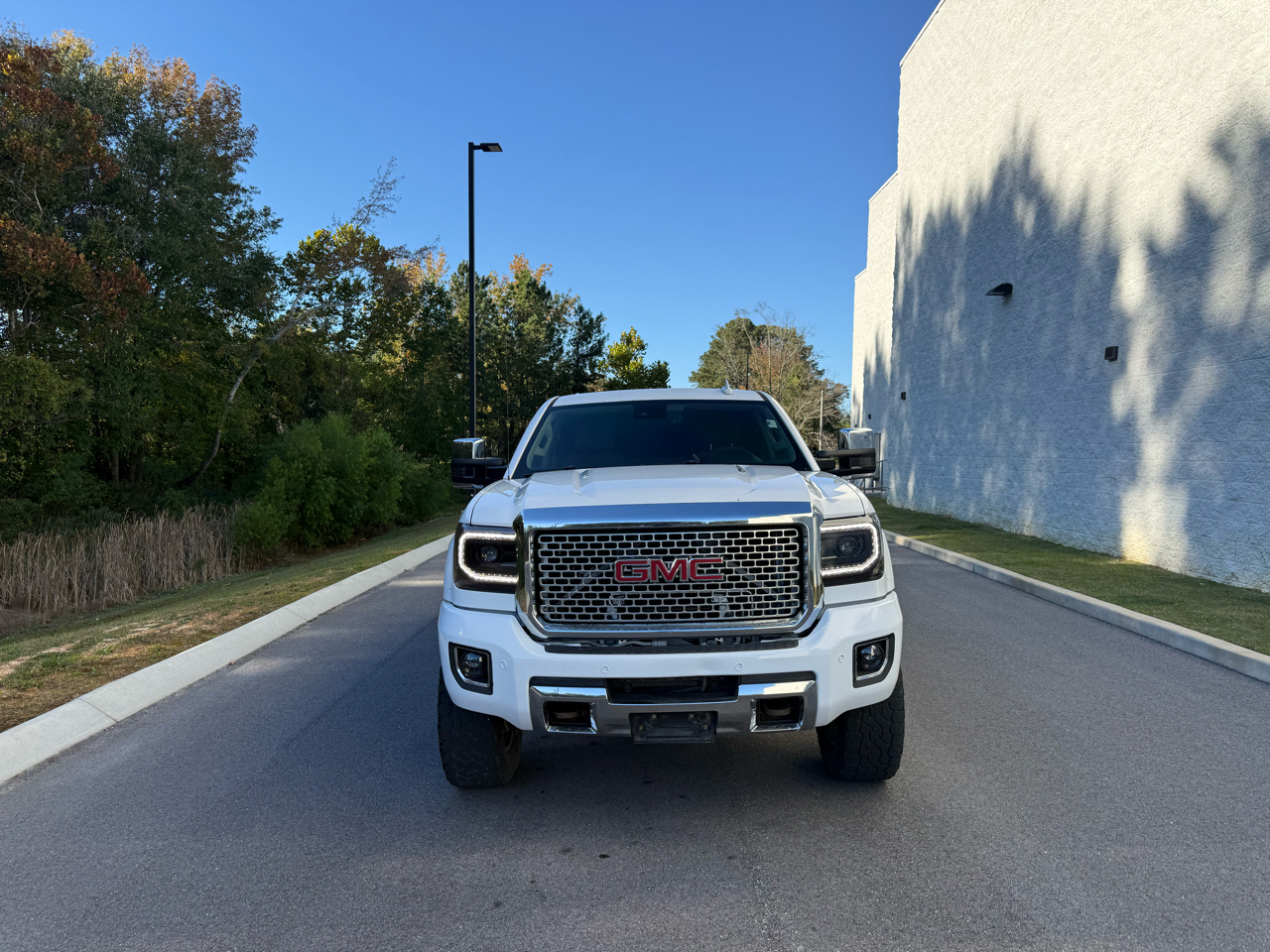 GMC Sierra 2500HD Denali Crew Cab 4WD 2015