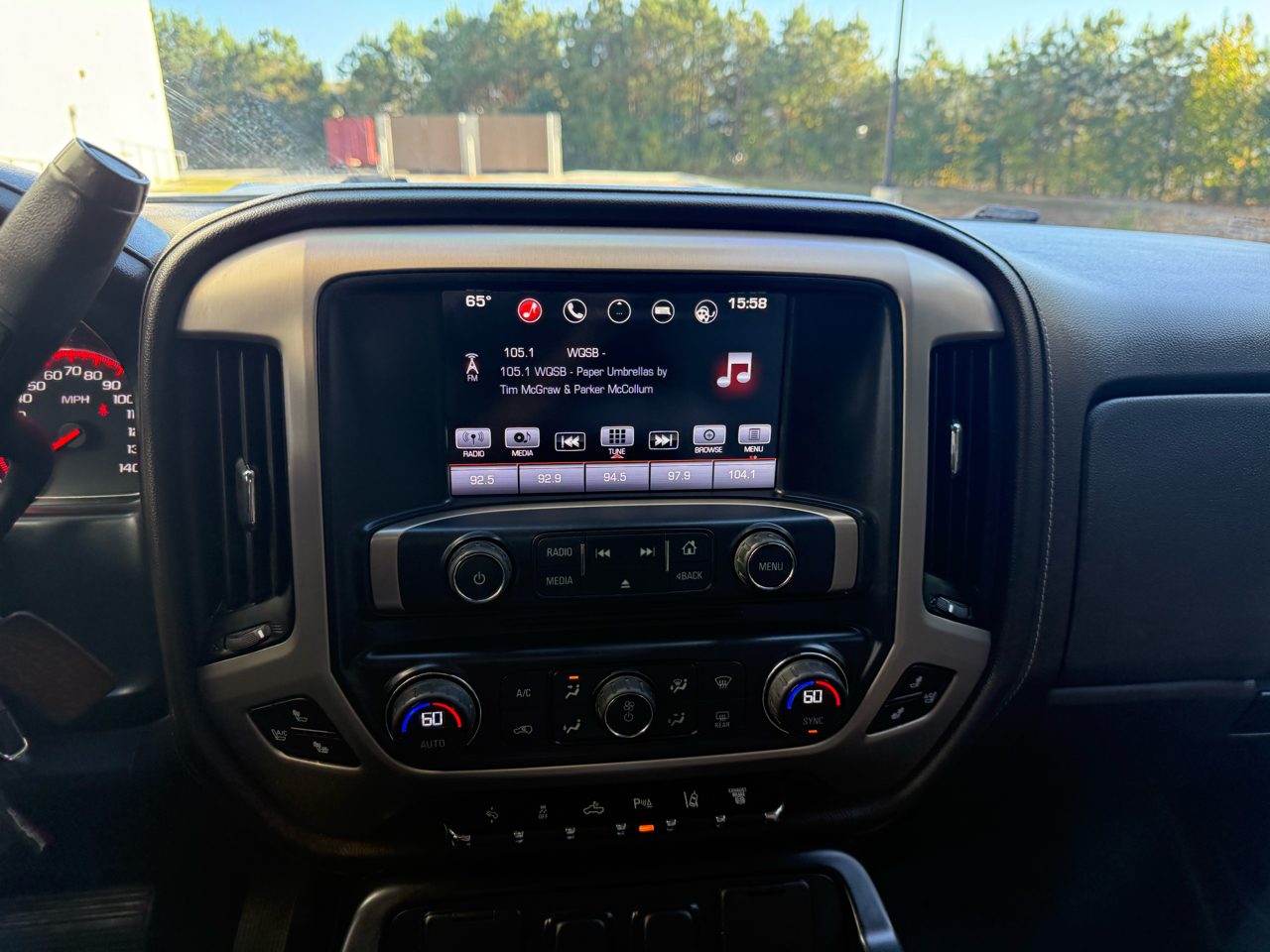 GMC Sierra 2500HD Denali Crew Cab 4WD 2015