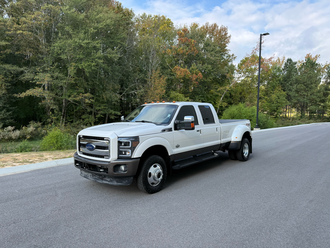 2016 Ford F-350 SD King Ranch Crew Cab 4WD DRW