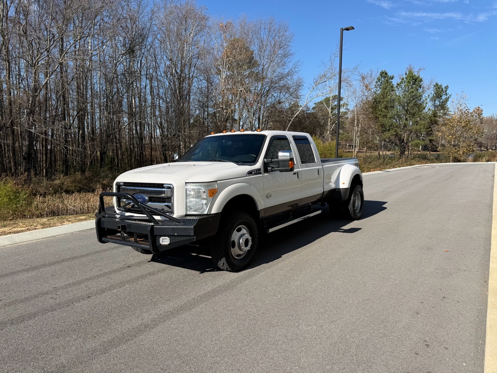 2015 Ford F-350 Super Duty XL's photo