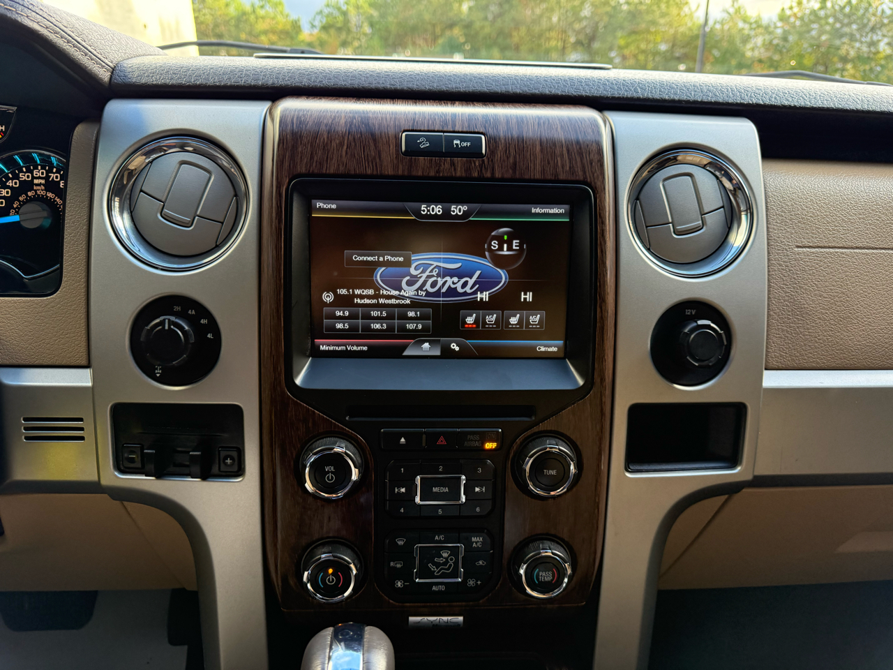 Ford F-150 Lariat SuperCrew 4WD 2013