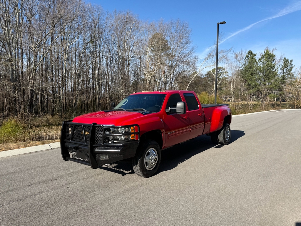 2011 Chevrolet Silverado 3500HD LTZ Crew Cab  4WD