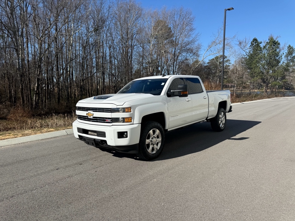 2017 Chevrolet Silverado 2500HD LTZ Crew Cab 4WD
