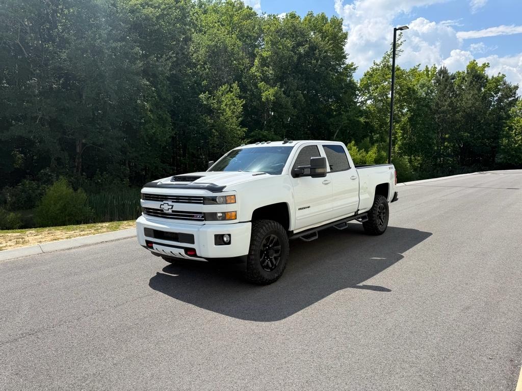 2017 Chevrolet Silverado 2500HD LT Crew Cab 4WD