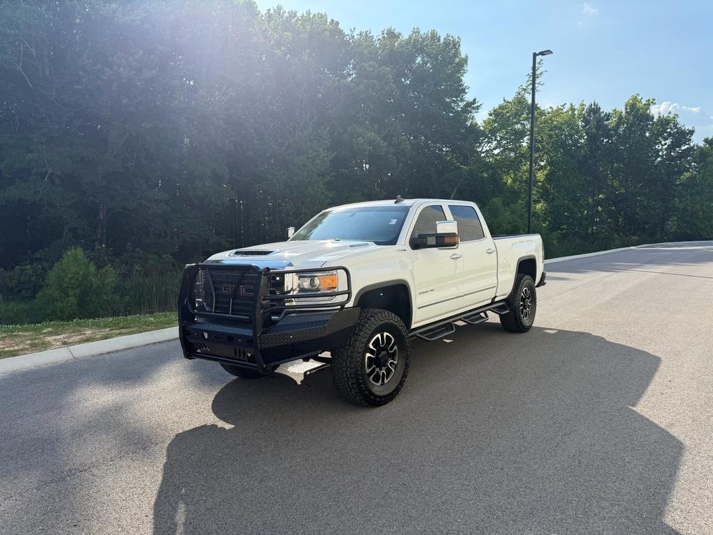 2019 GMC Sierra 2500HD SLT Crew Cab 4WD