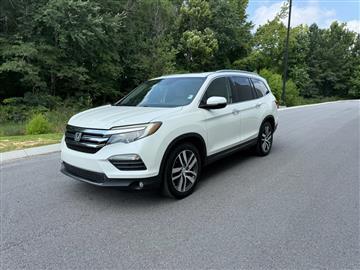 2017 Honda Pilot Touring 2WD