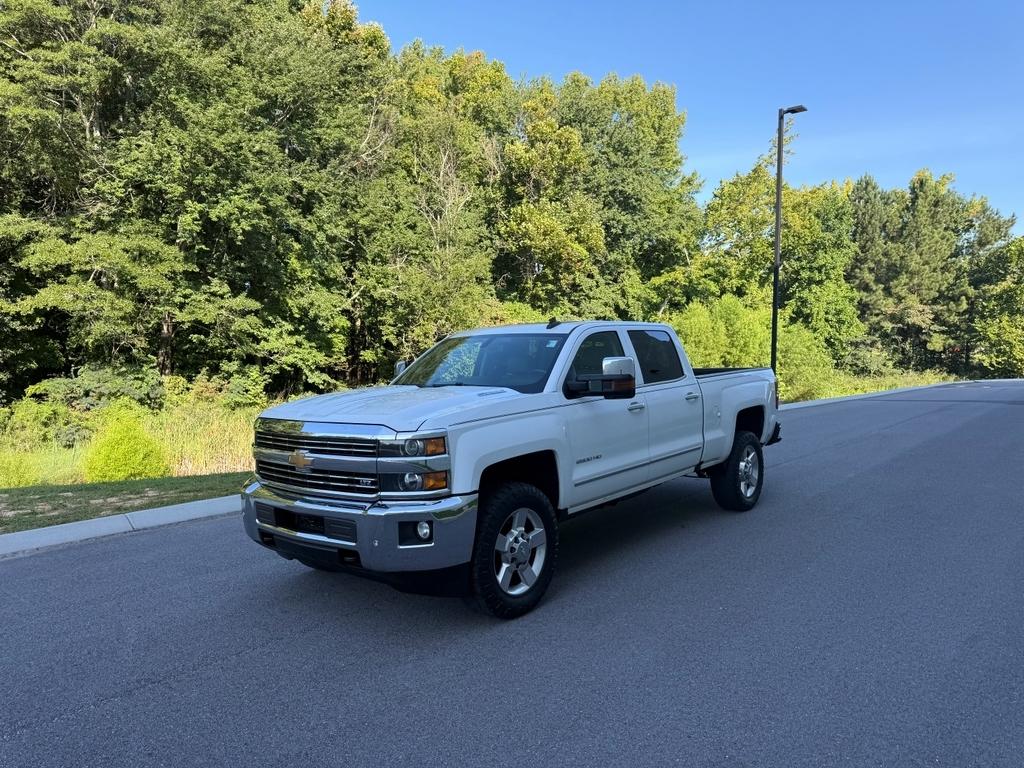 2016 Chevrolet Silverado 2500HD LTZ Crew Cab 4WD