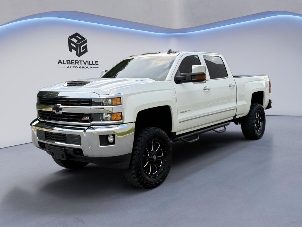 2017 Chevrolet Silverado 2500HD LTZ Crew Cab 4WD