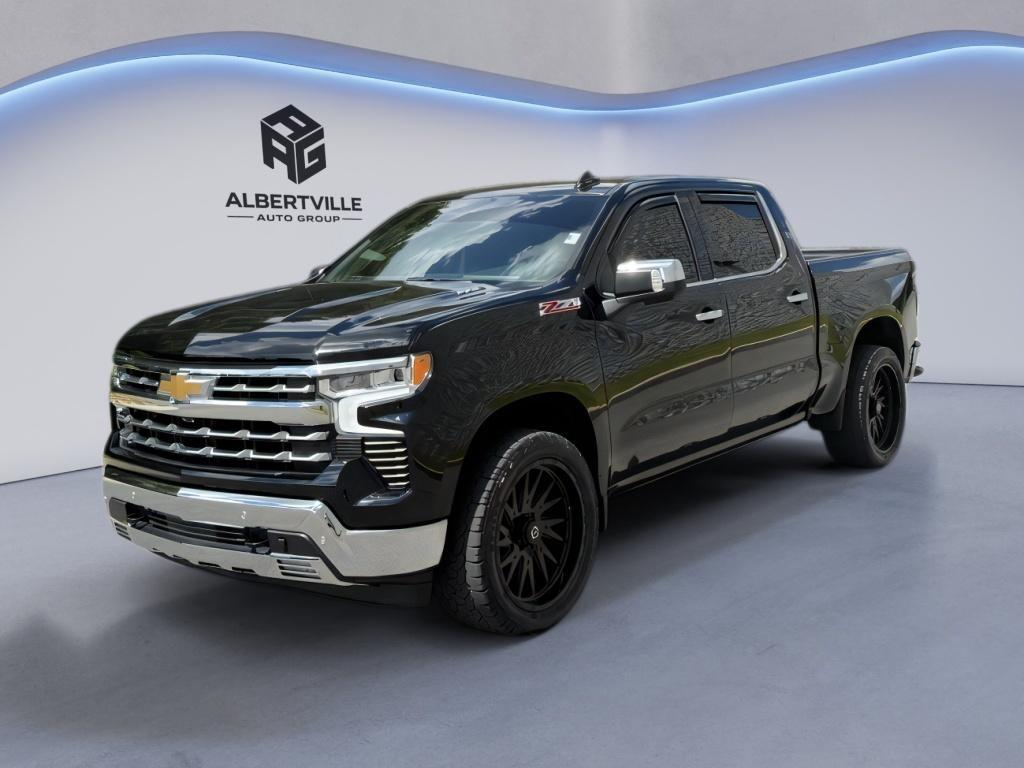2022 Chevrolet Silverado 1500 LTZ Crew Cab 4WD
