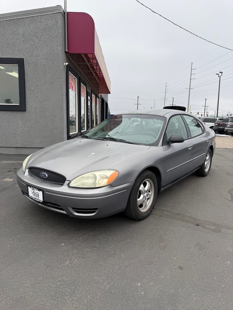 2006 Ford Taurus SE