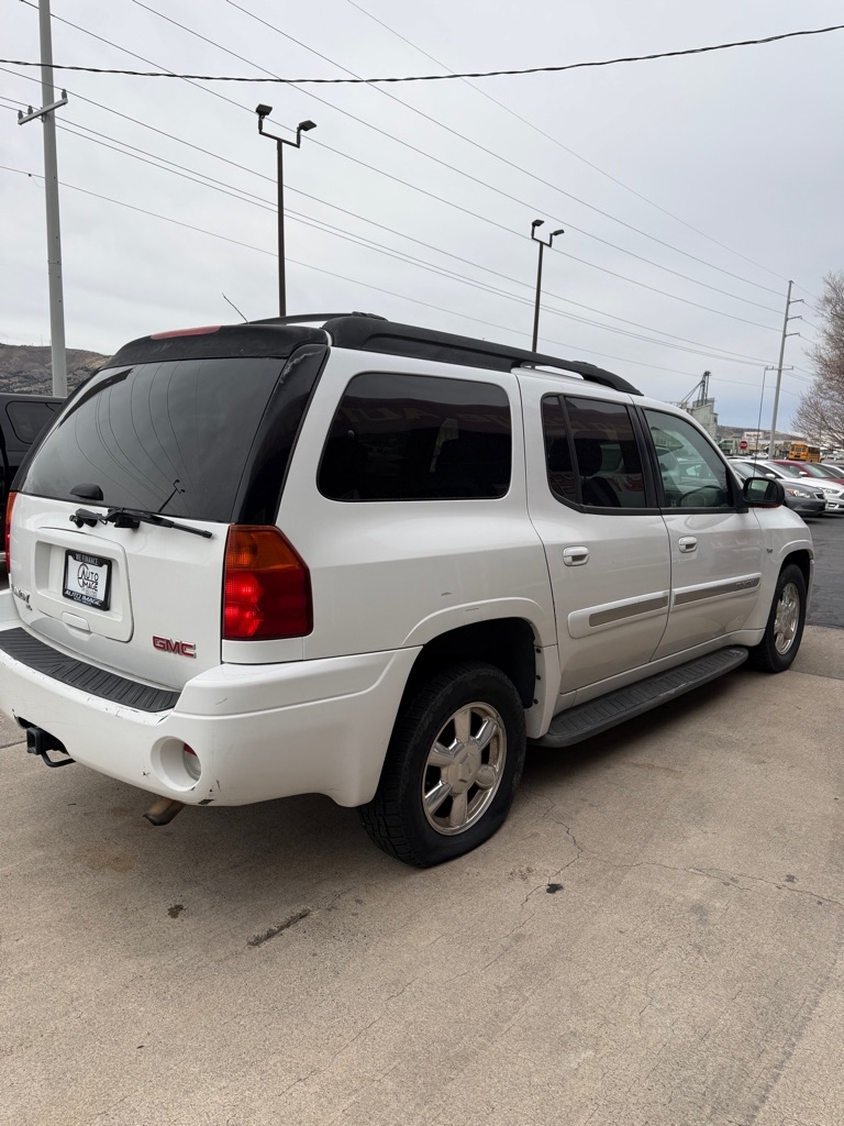 GMC Envoy  2004