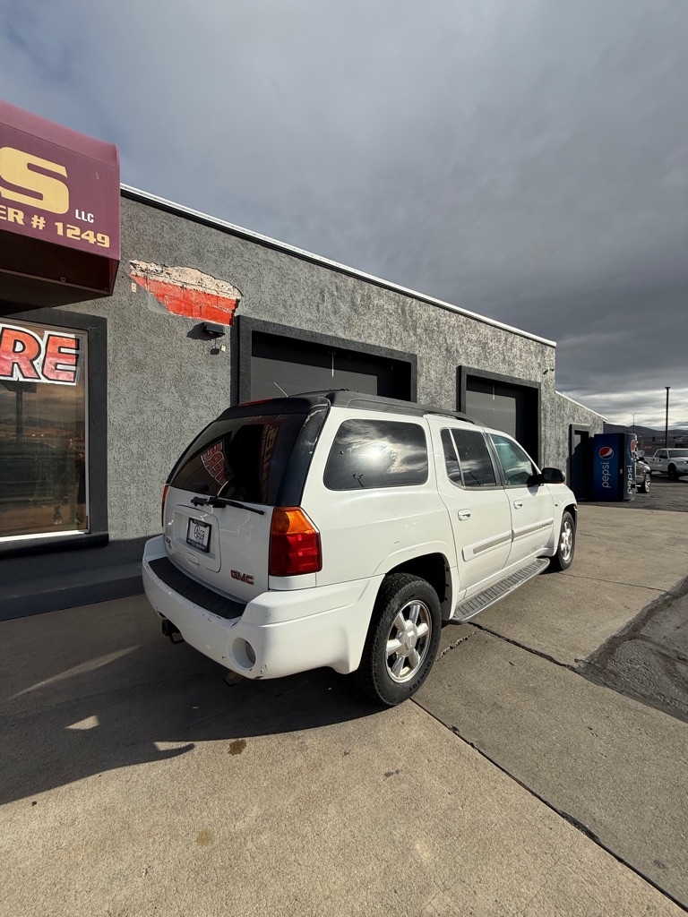 GMC Envoy  2004