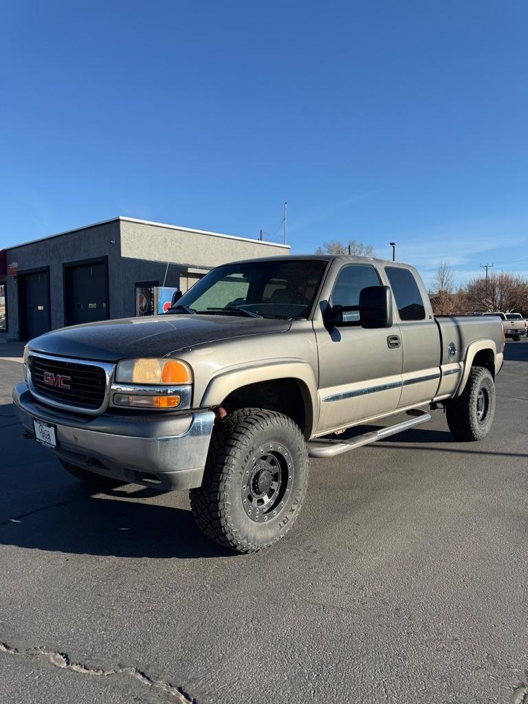 1999 GMC Sierra's photo