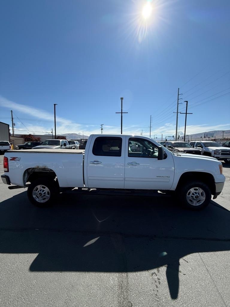 GMC Sierra 2500HD  2011