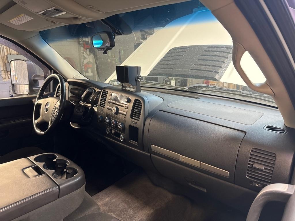 GMC Sierra 2500HD  2011