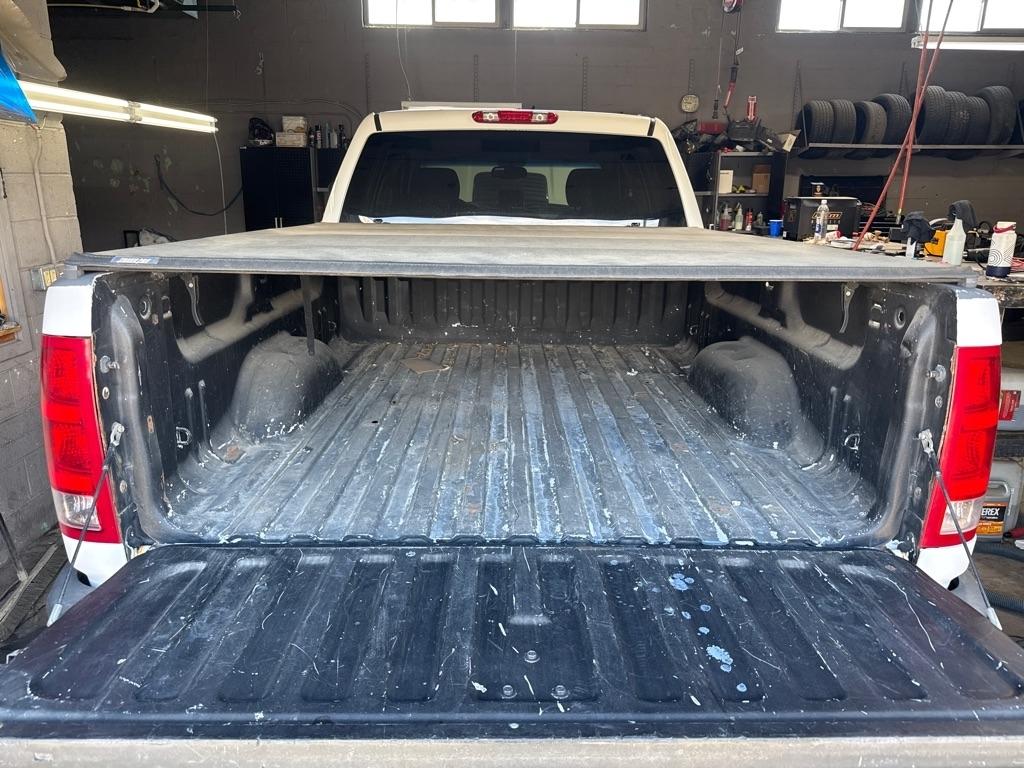 GMC Sierra 2500HD  2011
