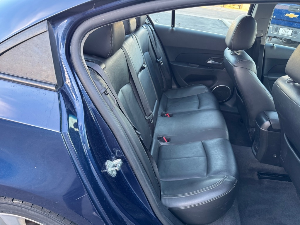 Chevrolet Cruze  2011