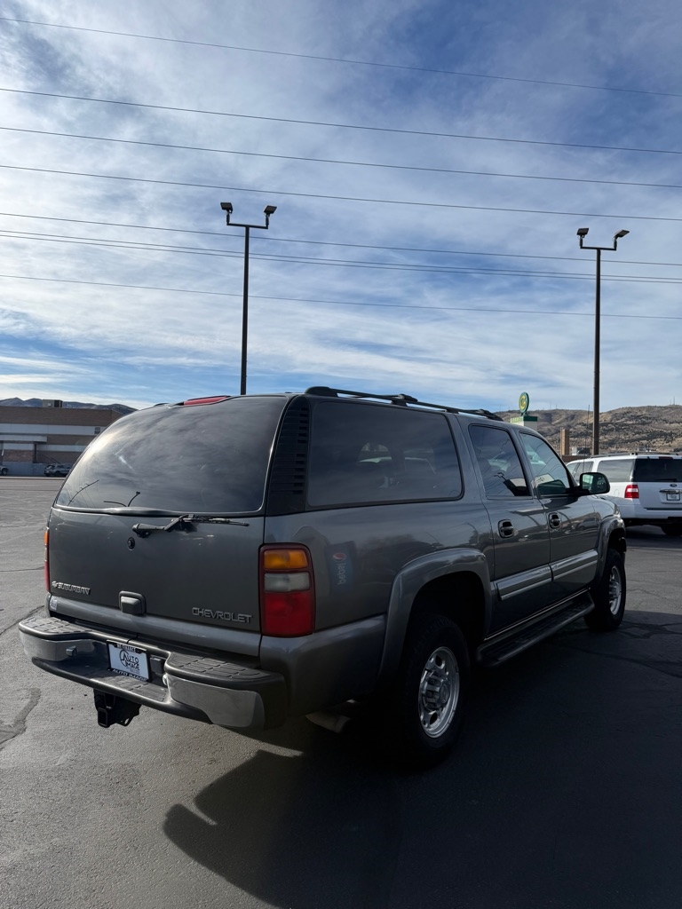 Chevrolet Suburban  2001
