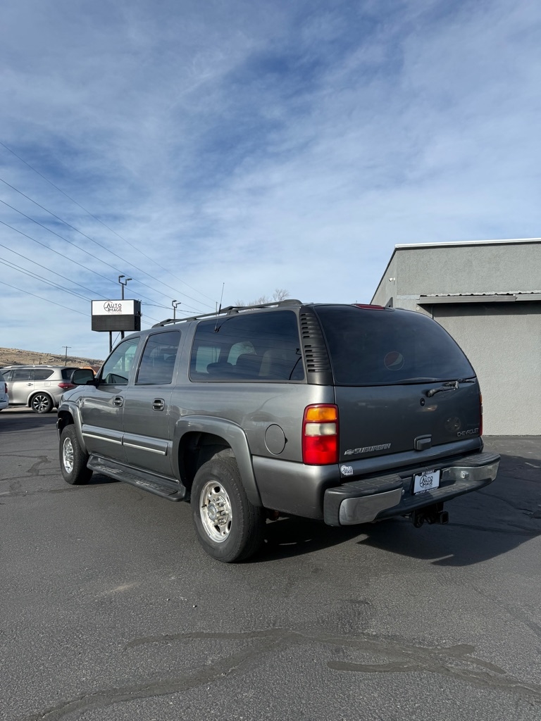 Chevrolet Suburban  2001