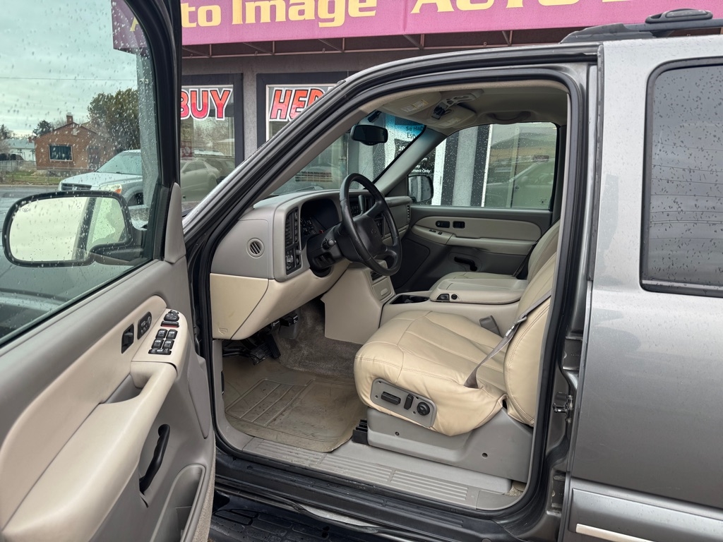 Chevrolet Suburban  2001