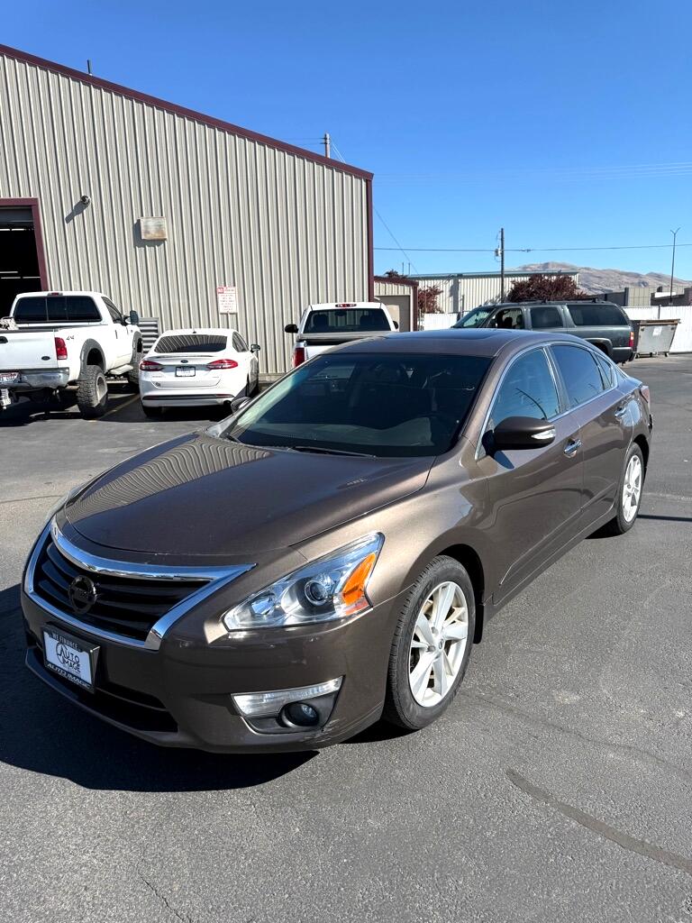 2015 Nissan Altima SV's photo