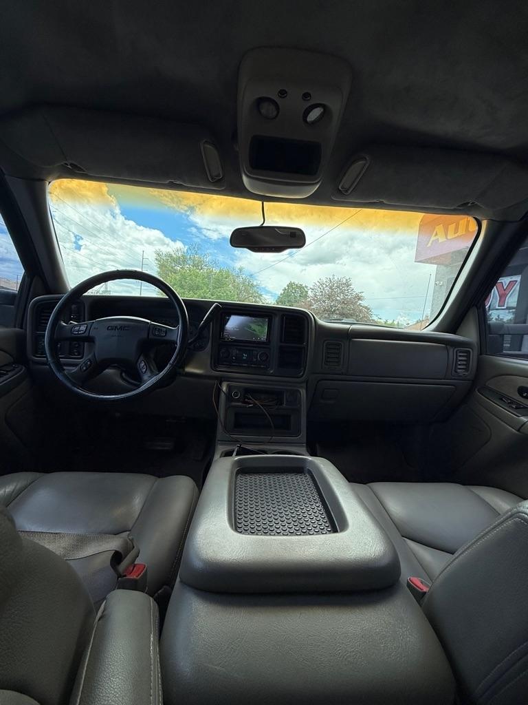 GMC Sierra 2500HD  2003