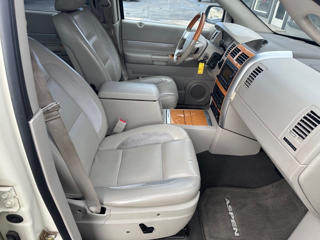 Chrysler Aspen  2007