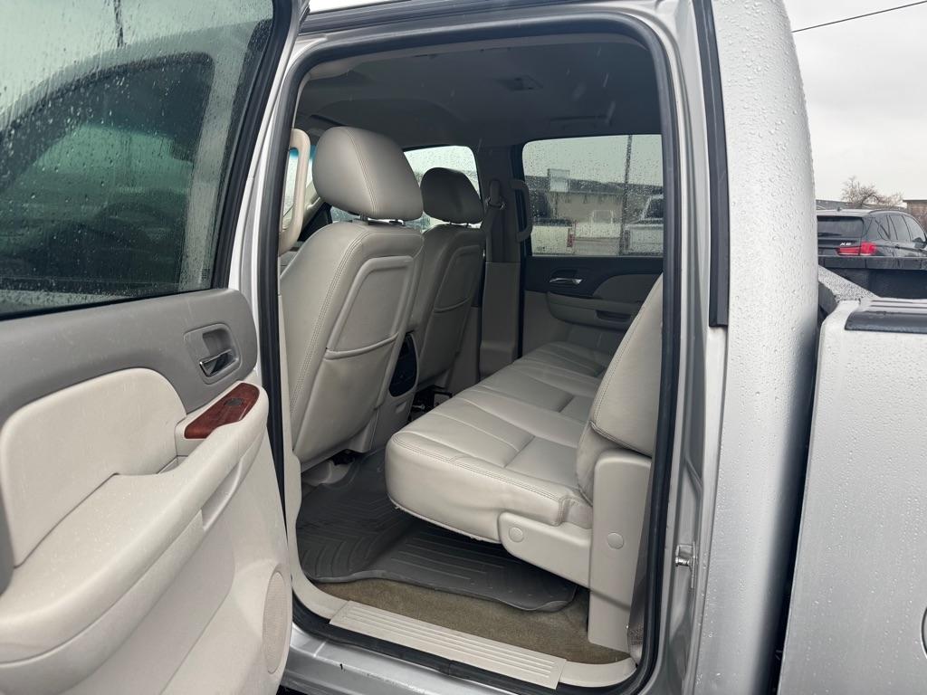 Chevrolet Silverado 3500HD  2011