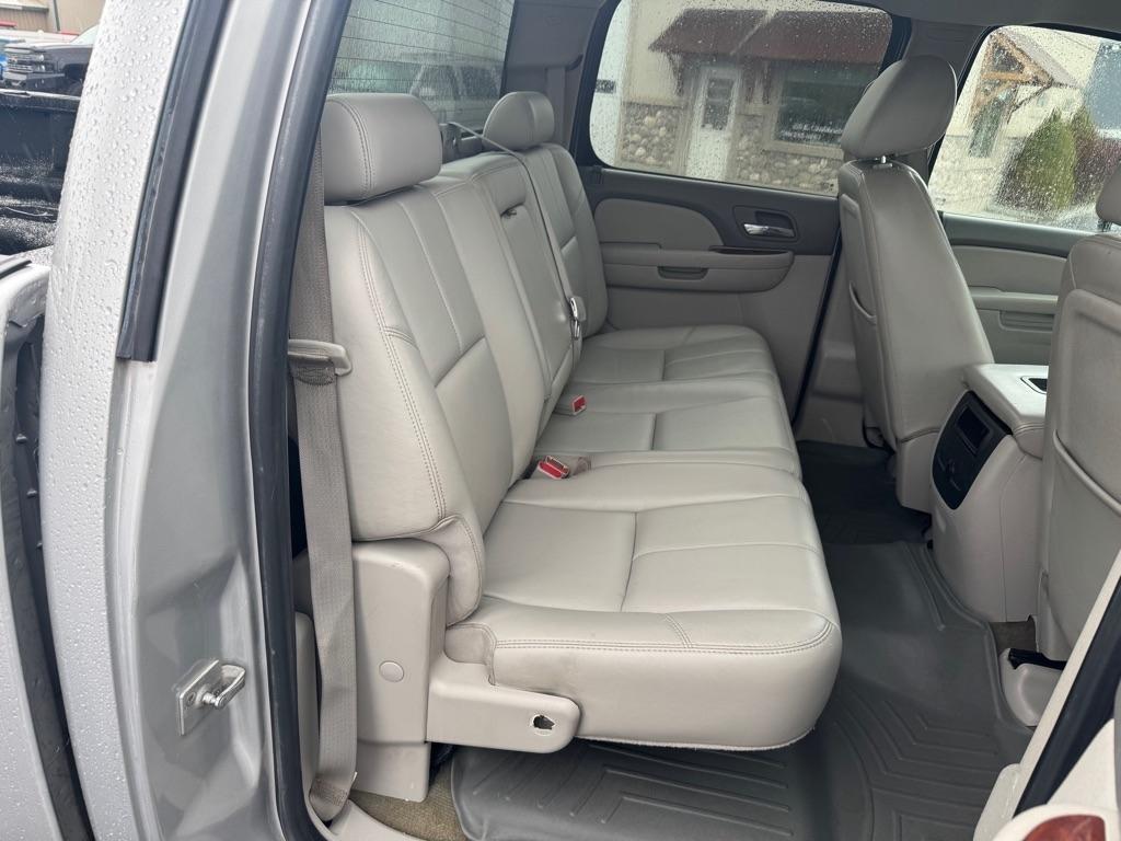 Chevrolet Silverado 3500HD  2011